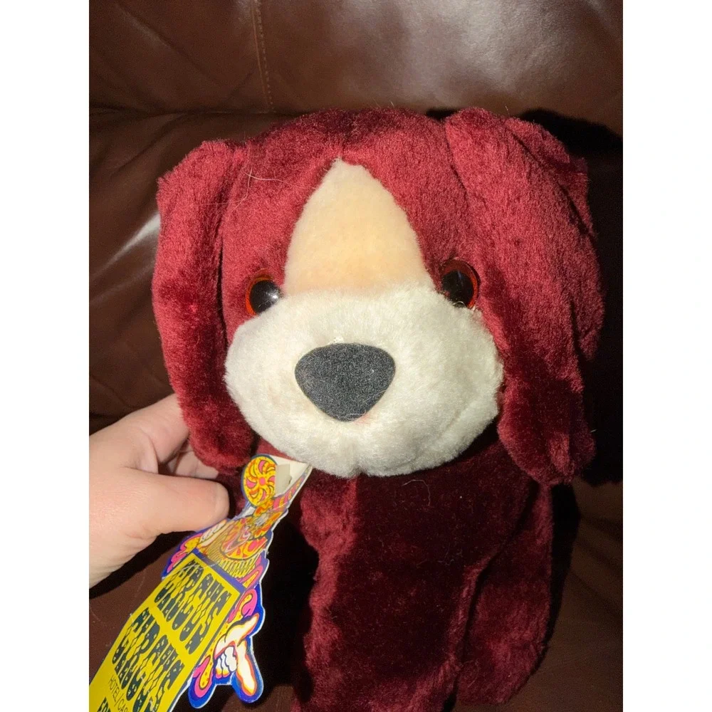 Vintage Circus Hotel‎ Casino Plush Dog Stuffed Animal Red Cream Tagged 1998
